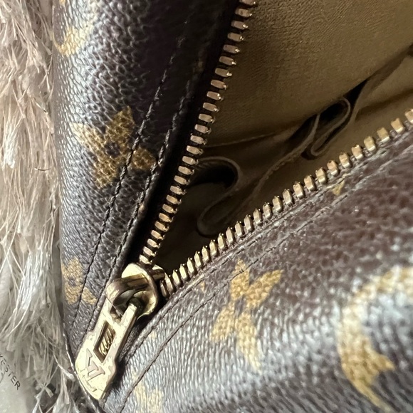 Louis Vuitton bags - Picture 11 of 16